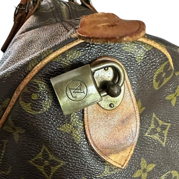 Louis Vuitton Monogram Keepall 50 with Vachetta Leather Luggage Tag - Picture 3 of 12